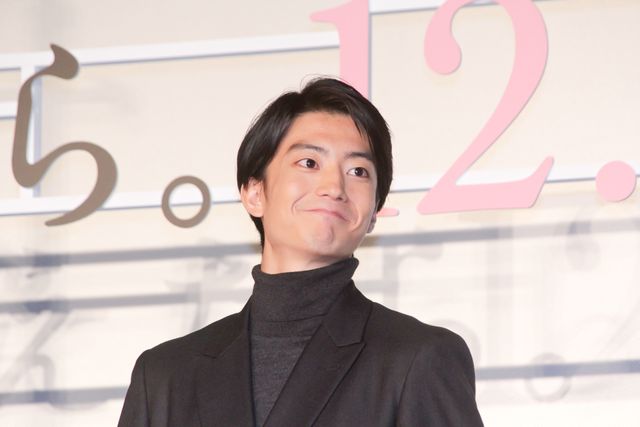 福山雅治がサプライズで登場！福原遥、水上恒司ら『あの花が咲く丘で、君とまた出会えたら。』完成披露舞台挨拶（11枚目）