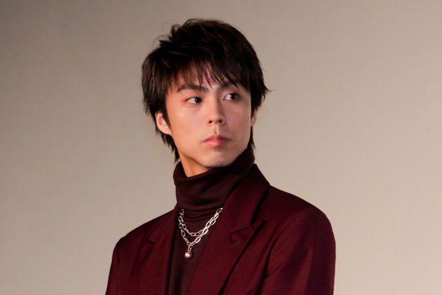 福山雅治がサプライズで登場！福原遥、水上恒司ら『あの花が咲く丘で、君とまた出会えたら。』完成披露舞台挨拶（15枚目）