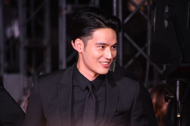 美の渋滞！『八犬伝』レッドカーペットの模様（26枚目）