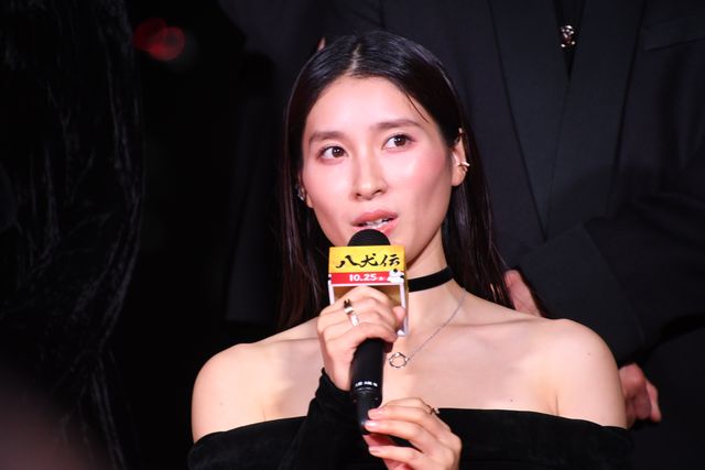 美の渋滞！『八犬伝』レッドカーペットの模様（60枚目）