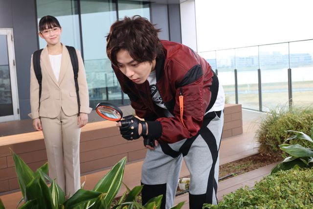 相棒はアリ！多元地球Σ3302の新人捜査官「超宇宙刑事ギャバン インフィニティ」第4話場面写真（2枚目）