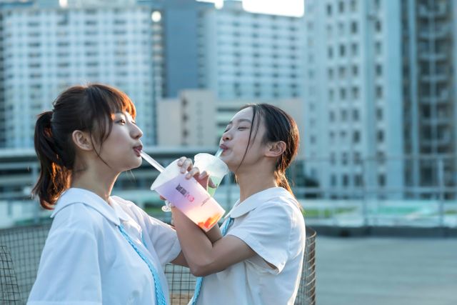 越境通学する女子高生が…『THE CROSSING ～香港と大陸をまたぐ少女～』（3枚目）