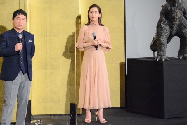 小栗旬、田中みな実、津田健次郎ら登壇！『ゴジラvsコング』初日舞台あいさつ（18枚目）