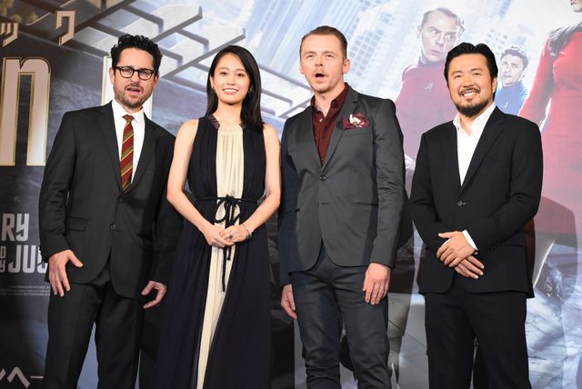 サイモン・ペッグ、熱烈ファンサービス！『スター・トレック BEYOND』のジャパンプレミアフォトギャラリー（2枚目）