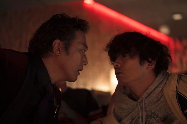 森山未來が21歳～46歳を演じ分け！『ボクたちはみんな大人になれなかった』新場面写真（8枚目）