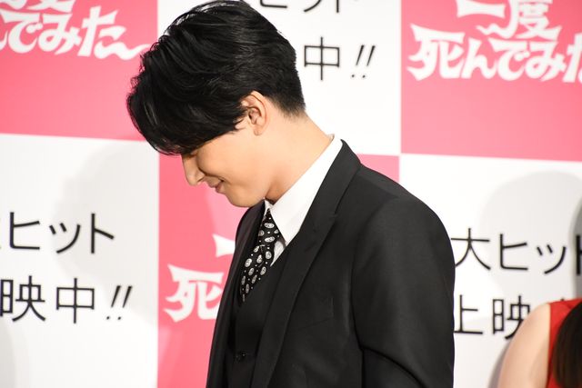 吉沢亮、刈り上げがキュート！『一度死んでみた』公開初日記念ミサ（18枚目）