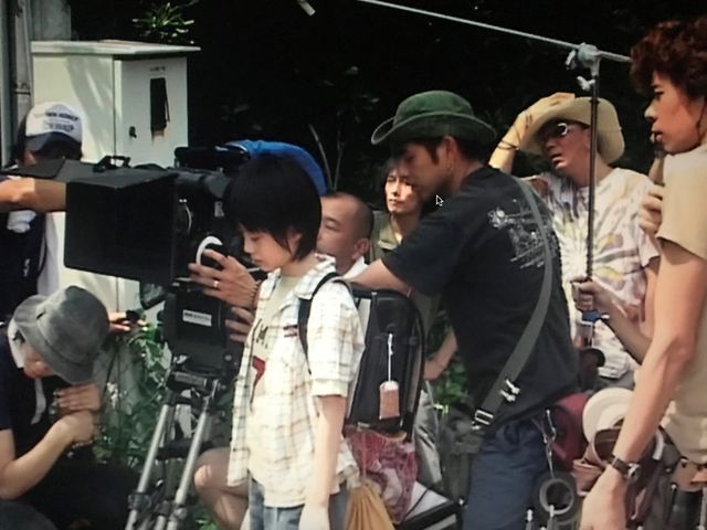 子役時代の神木隆之介『妖怪大戦争』メイキング写真（2枚目）