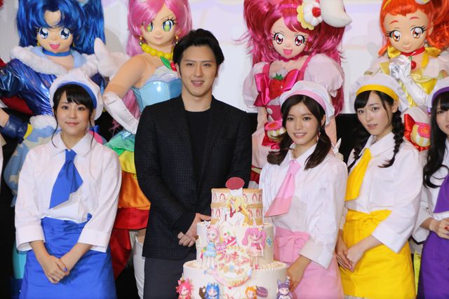 プリキュアケーキで大ヒット祝福するも…？（2枚目）