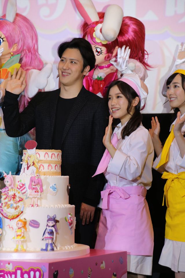 プリキュアケーキで大ヒット祝福するも…？（5枚目）