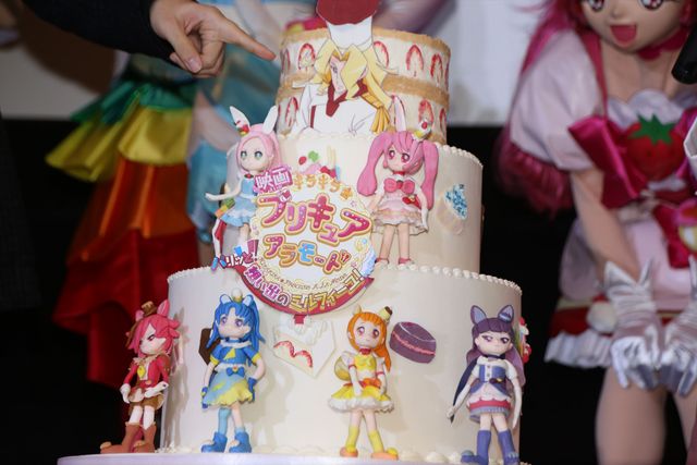 プリキュアケーキで大ヒット祝福するも…？（23枚目）