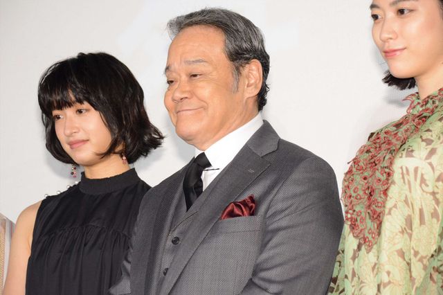 成海璃子＆寛一郎にっこり！『ナミヤ雑貨店の奇蹟』初日舞台あいさつ（4枚目）