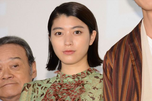 成海璃子＆寛一郎にっこり！『ナミヤ雑貨店の奇蹟』初日舞台あいさつ（9枚目）