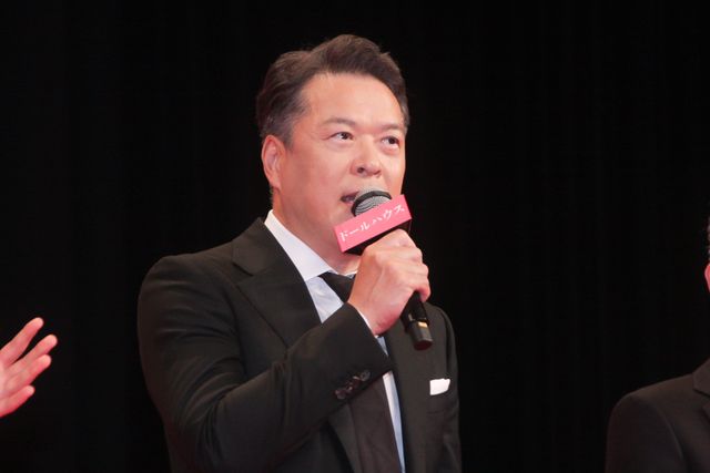 長澤まさみ、艶やかドレスで魅了！瀬戸康史らと『ドールハウス』ジャパンプレミア（13枚目）