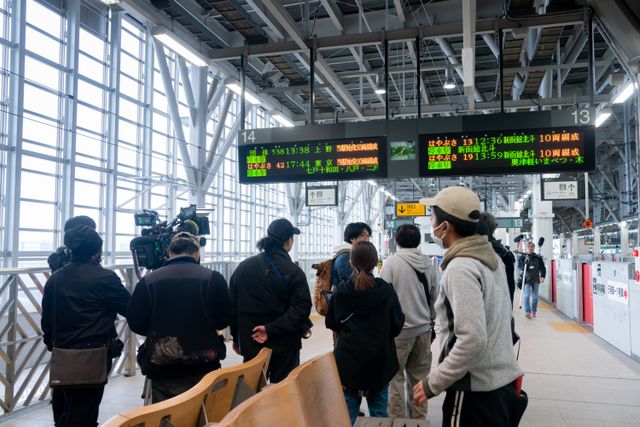 「ALFA-X」と「はやぶさ」が併走『新幹線大爆破』場面写真＆メイキング【ネタバレ】（5枚目）