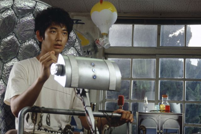 リバイバル上映決定！永山瑛太、上野樹里が出演『サマータイムマシン・ブルース』場面写真（2枚目）