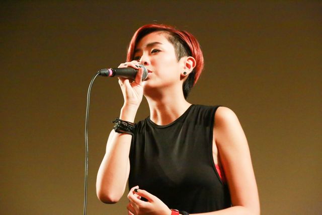 浅野忠信、カンヌ受賞に感極まる（12枚目）