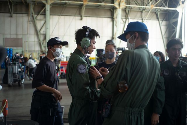 満島ひかり＆佐藤健「First Love 初恋」エモさ爆発のメイキングカット＜13枚＞（8枚目）