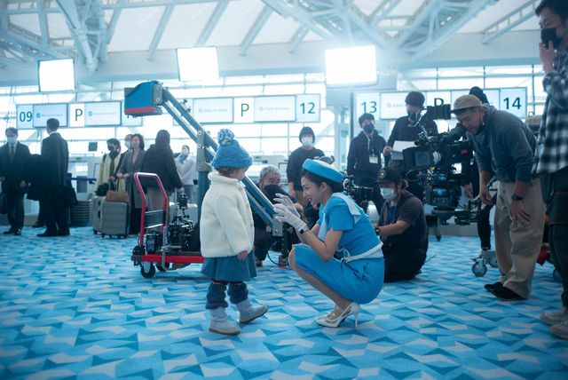 満島ひかり＆佐藤健「First Love 初恋」エモさ爆発のメイキングカット＜13枚＞（9枚目）