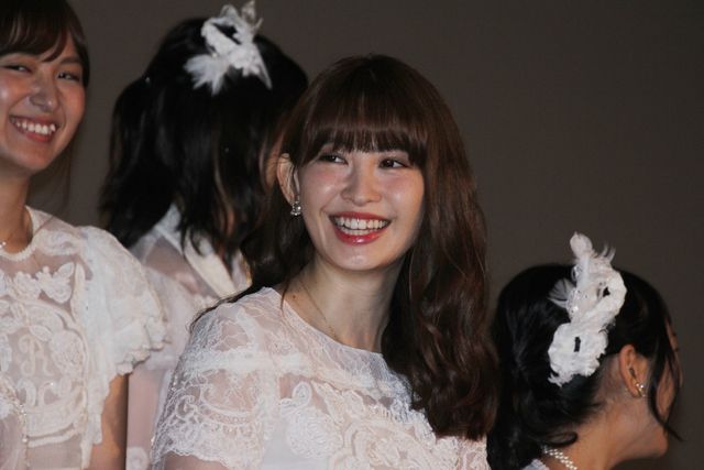 AKB48小嶋陽菜「神対応」向井地が絶賛『存在する理由』ギャラリー（2枚目）