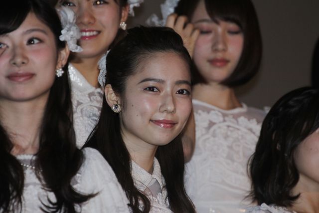 AKB48小嶋陽菜「神対応」向井地が絶賛『存在する理由』ギャラリー（3枚目）