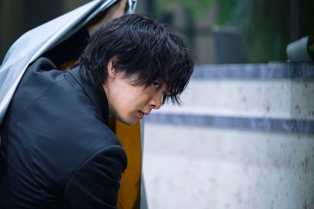 【ネタバレ】金曜ドラマ「DOPE　麻薬取締部特捜課」第1話場面写真（2枚目）