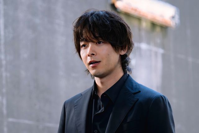 【ネタバレ】金曜ドラマ「DOPE　麻薬取締部特捜課」第1話場面写真（3枚目）