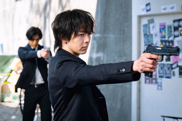 【ネタバレ】金曜ドラマ「DOPE　麻薬取締部特捜課」第1話場面写真（9枚目）