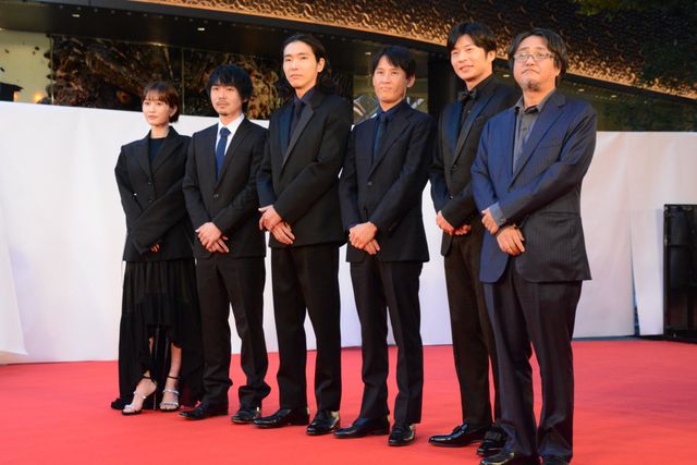 前田敦子が美脚ちらり！田中圭、柄本佑らTIFFシリーズ（6枚目）