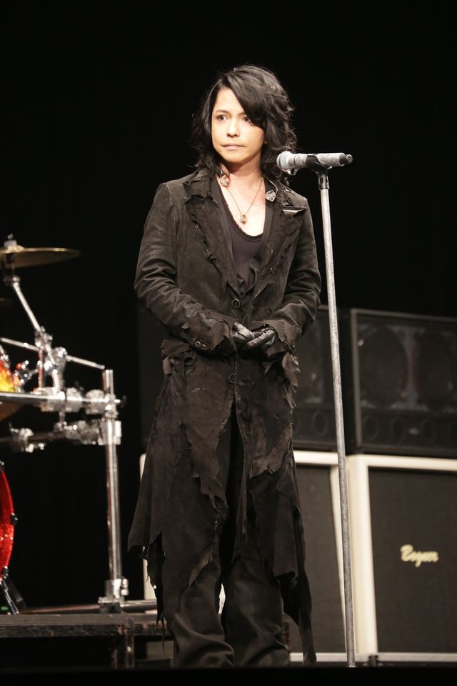 ファンの前で生演奏！VAMPSフォトギャラリー：フォトギャラリー