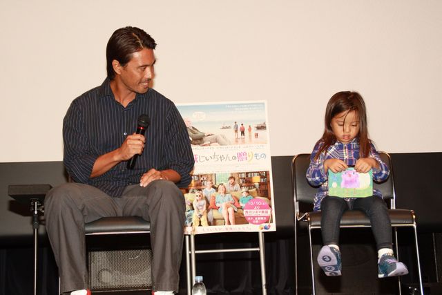 マイク眞木、次男・真木勇人、孫・りりかちゃんと登場！映画『海賊じいちゃんの贈りもの』イベントフォトギャラリー（3枚目）