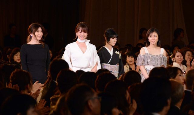 まさに美！華やか衣装を身にまとった豪華女優たち（22枚目）