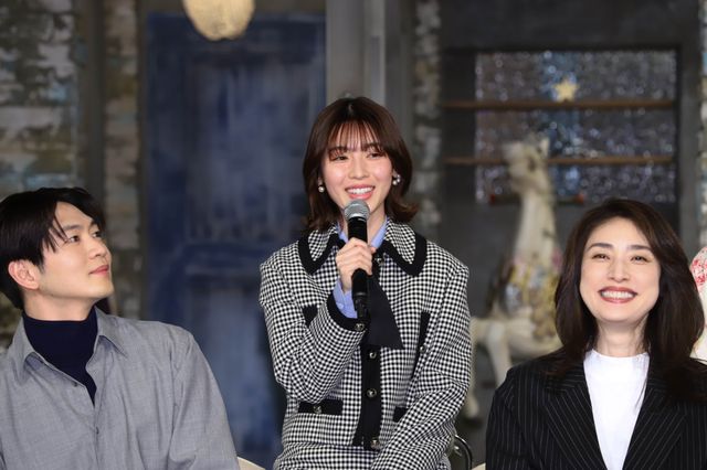 天海祐希、松下洸平ら登壇！ドラマ「合理的にあり得ない～探偵・上水流涼子の解明～」制作発表会見（9枚目）