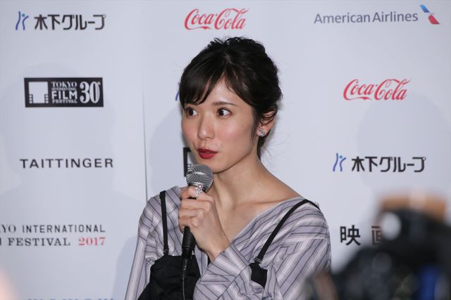 ちょっぴりセクシーな石橋杏奈＆笑顔がステキな松岡茉優！『勝手にふるえてろ』東京国際映画祭会見（6枚目）