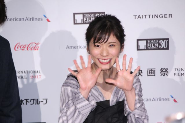 ちょっぴりセクシーな石橋杏奈＆笑顔がステキな松岡茉優！『勝手にふるえてろ』東京国際映画祭会見（16枚目）