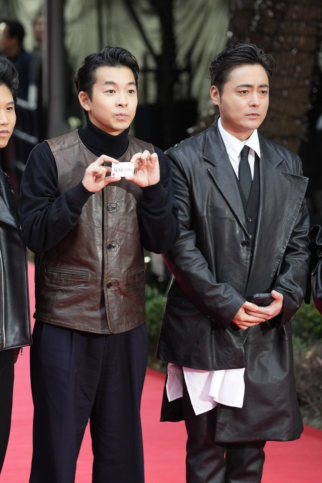 『十一人の賊軍』山田孝之＆仲野太賀ら"賊軍"がレッドカーペットに登場！（6枚目）