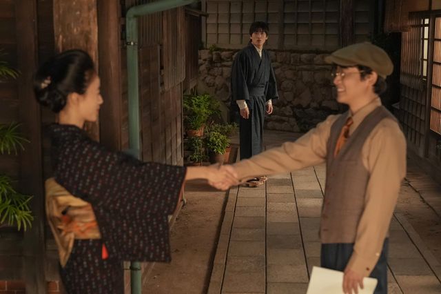 【画像7枚】「ブラッサム」左（北野秀気）が珠（石橋静河）を称賛して…第25回場面写真（2枚目）