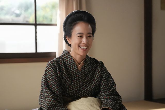 【画像7枚】「ブラッサム」左（北野秀気）が珠（石橋静河）を称賛して…第25回場面写真（7枚目）