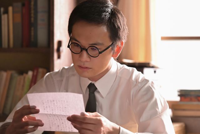 嵩（北村匠海）、のぶ（今田美桜）の縁談と豪（細田佳央太）の死を知る…「あんぱん」第8週「めぐりあい わかれゆく」第39回：フォトギャラリー