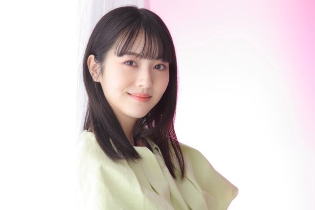 浜辺美波、春っぽい！朝ドラ「らんまん」撮り下ろしカット＜11枚＞（3枚目）