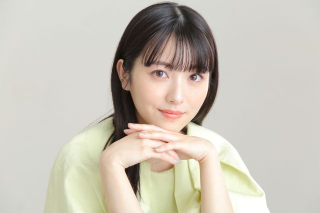 浜辺美波、春っぽい！朝ドラ「らんまん」撮り下ろしカット＜11枚＞（7枚目）