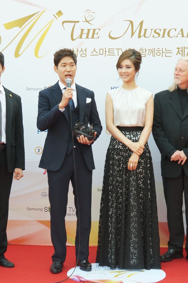 SUPER JUNIORキュヒョン、少女時代ジェシカ、人気スター賞を受賞！＜韓国JPICTURES＞（6枚目）