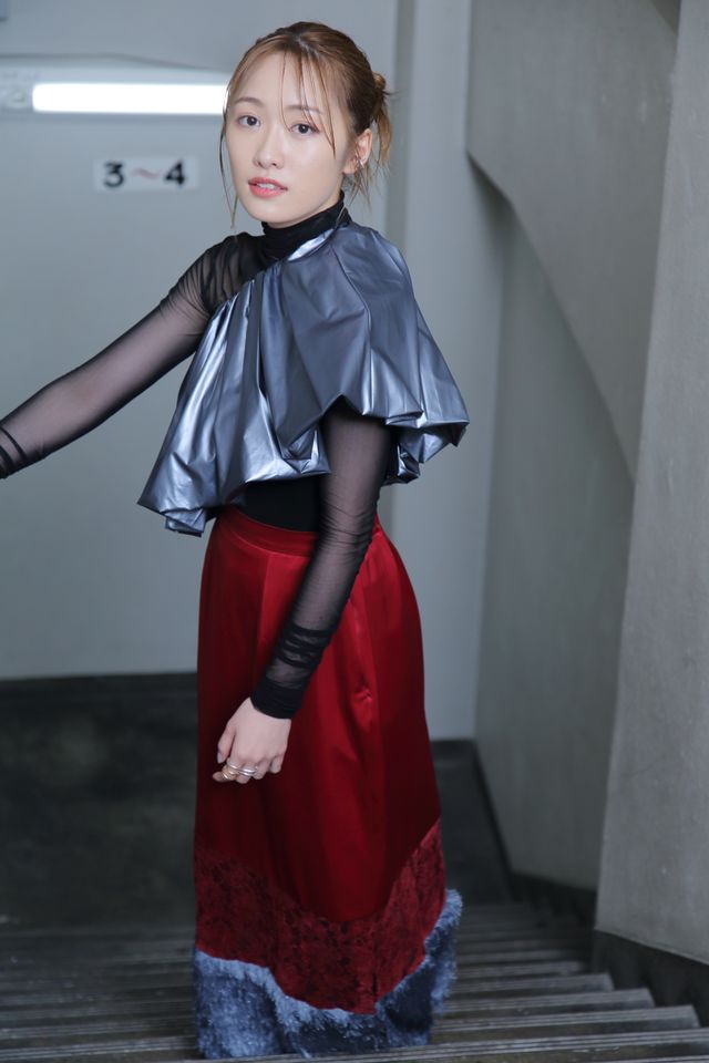 映画『仮面ライダーギーツ』で特撮凱旋！工藤遥インタビュー撮り下ろしカット（9枚目）