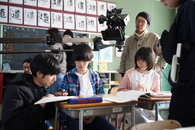 松村北斗×奥山由之監督『秒速5センチメートル』メイキング＜7枚＞（6枚目）