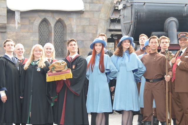 マルフォイ＆ルーナも来日！USJ「ハリポタ」オープン記念式典ギャラリー（17枚目）