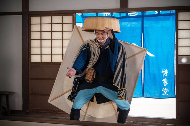 源内＝写楽説!?驚きの連続「べらぼう」第44回場面写真（8枚目）