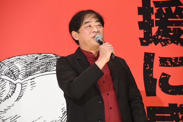 『ONE PIECE』ルフィ役・田中真弓が68歳に！麦わら帽子イメージの花束で祝福（5枚目）