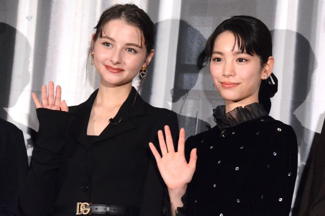 當真あみ＆嵐莉菜、まばゆい美しさ！早乙女太一、尾上松也、名塚佳織、谷口悟朗監督と『パリに咲くエトワール』完成披露（2枚目）