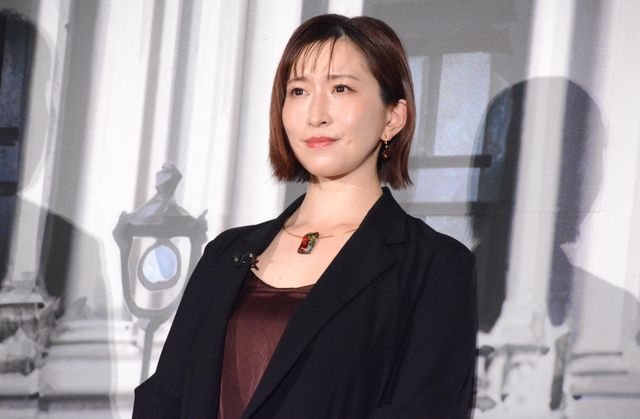 當真あみ＆嵐莉菜、まばゆい美しさ！早乙女太一、尾上松也、名塚佳織、谷口悟朗監督と『パリに咲くエトワール』完成披露（8枚目）