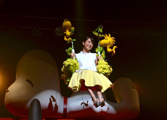 大好きなスヌーピーに笑顔のあっちゃん！フォトギャラリー（2枚目）