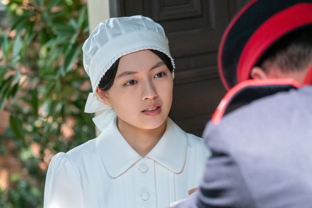 【画像9枚】朝ドラ「風、薫る」直美（上坂樹里）と小川（甲斐翔真）が中庭で…第69回場面写真（2枚目）